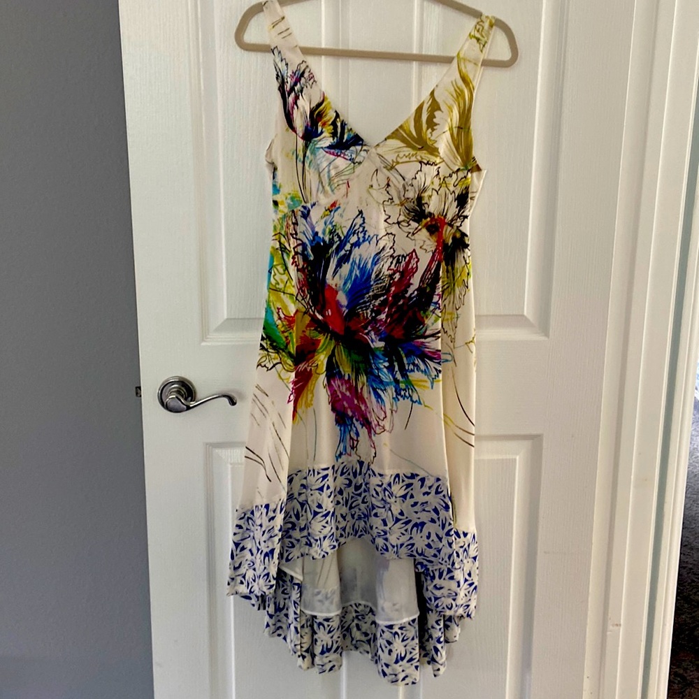 Beautiful Anthropologie dress. Perfect for Summer.